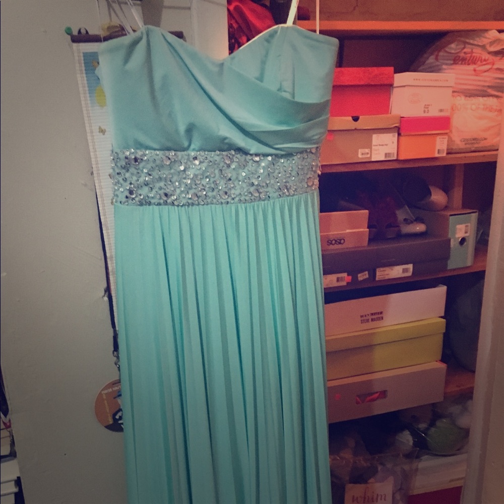 Tiffany blue strapless gown